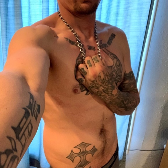 Meet your Posher, Tyler - Picture 8 of 8